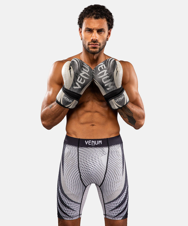 Venum Compression Shorts Galactic 3.0 – Off-white/Black