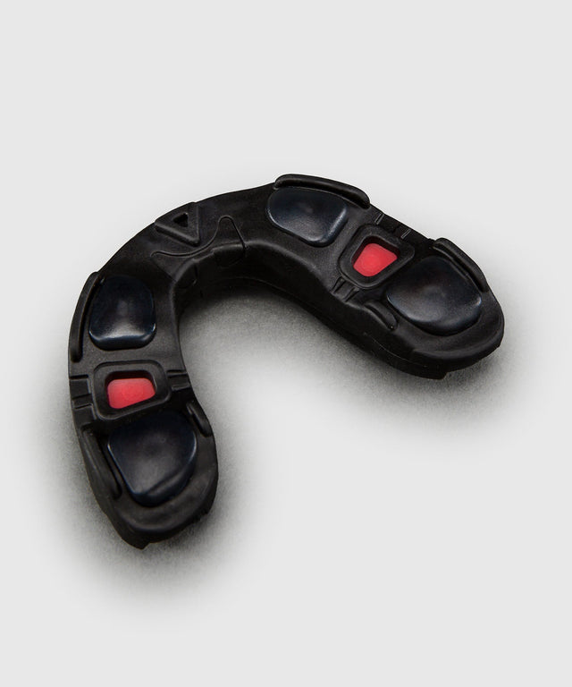 Venum Predator Mouthguard – Black/Red