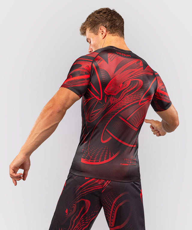 Rashguard Venum Crimson Viper 2.0 Mangas Curtas – Preto/Vermelho