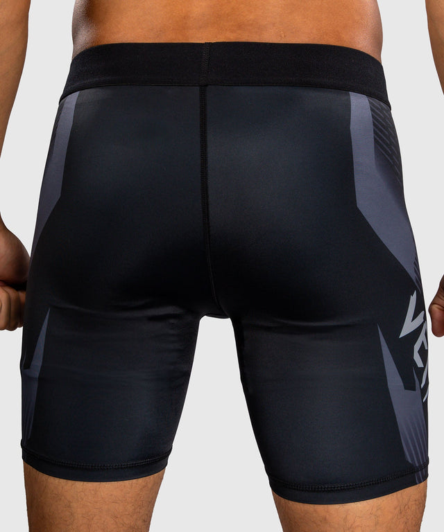 Venum Compression shorts No-Gi 6.0 – Black/Grey