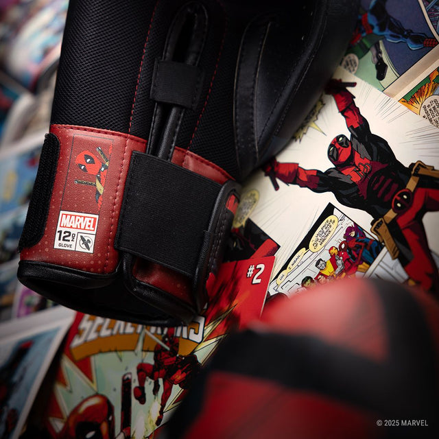 Hayabusa x Marvel Boxing gloves Deadpool – Red/Black