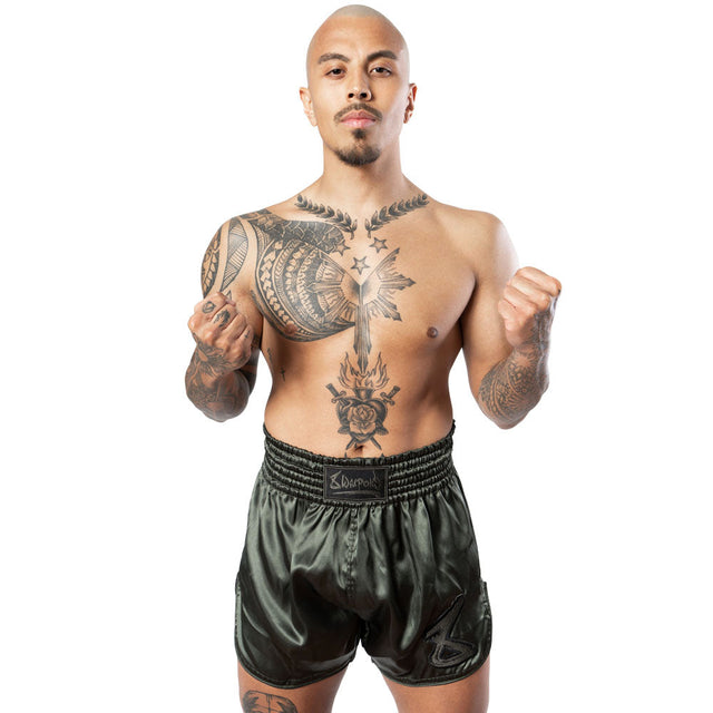8 WEAPONS Muay Thai Shorts Strike – Olive