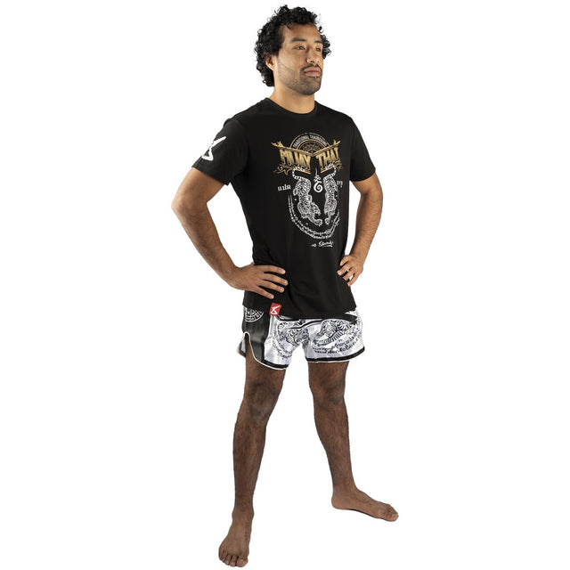 8 WEAPONS T-shirt Sak Yant Tigers – Black