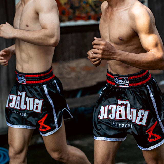 8 WEAPONS Muay Thai Shorts Bangkok – Black/White