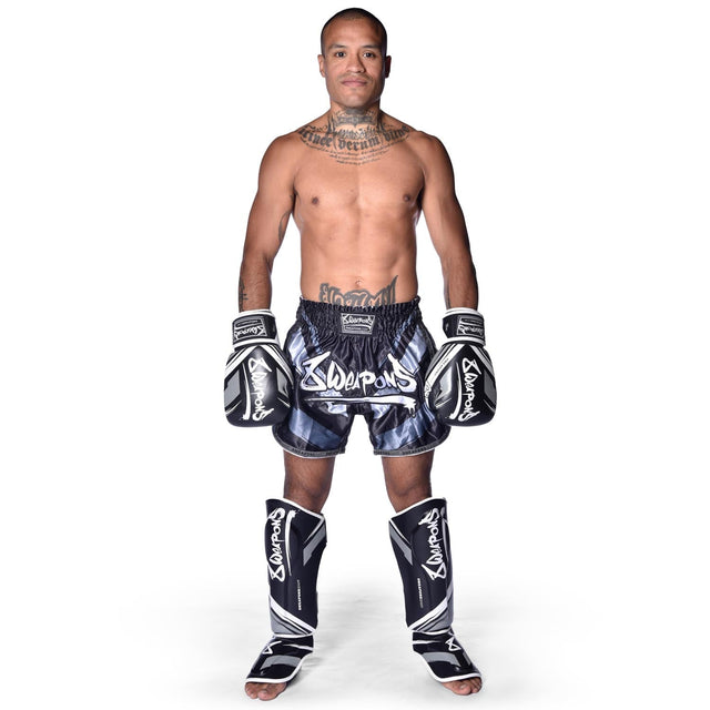 8 WEAPONS Muay Thai Shorts Shift – Black Mat