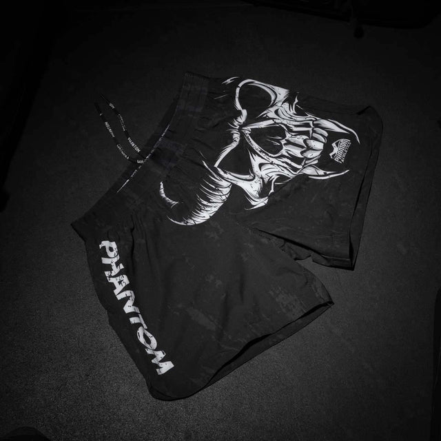 Phantom Athletics MMA Shorts Fusion-R – Black/White