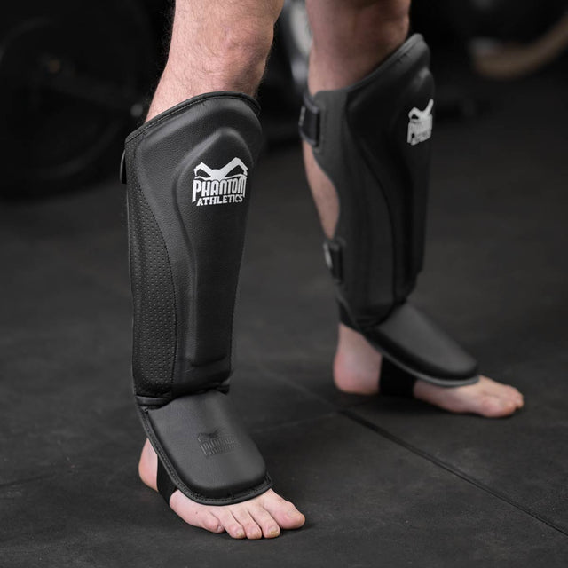 Phantom Athletics Shin guards MT-Pro - Black