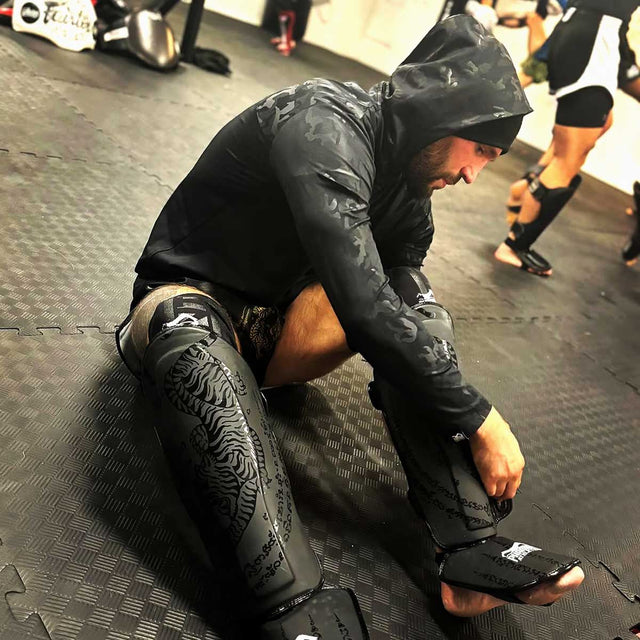 Espinilleras Phantom Athletics Muay Thai – Negro