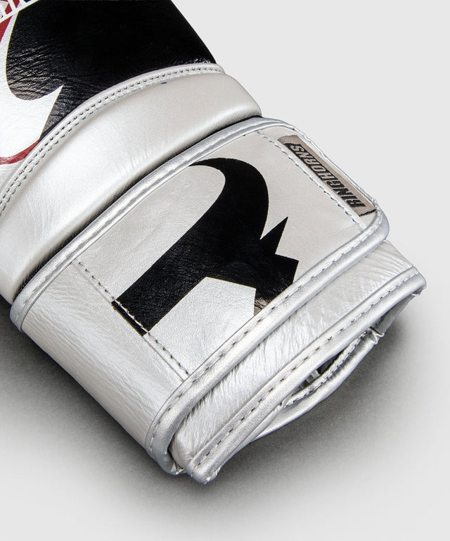 Ringhorns Charger by Venum Boxing gloves – Silver/Black