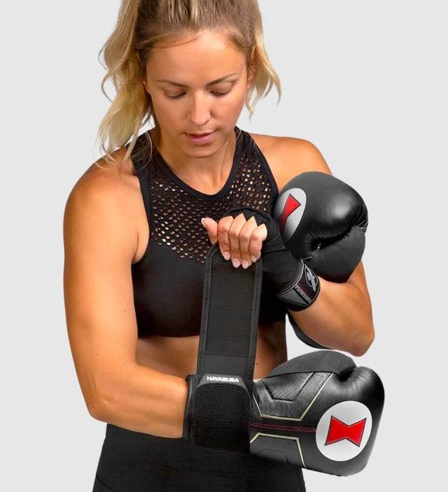 Hayabusa Boxing gloves Black Widow – Black/Gold – Boxing gloves
