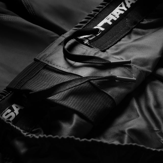 Hayabusa MMA Shorts Apex Long - Carbon Black