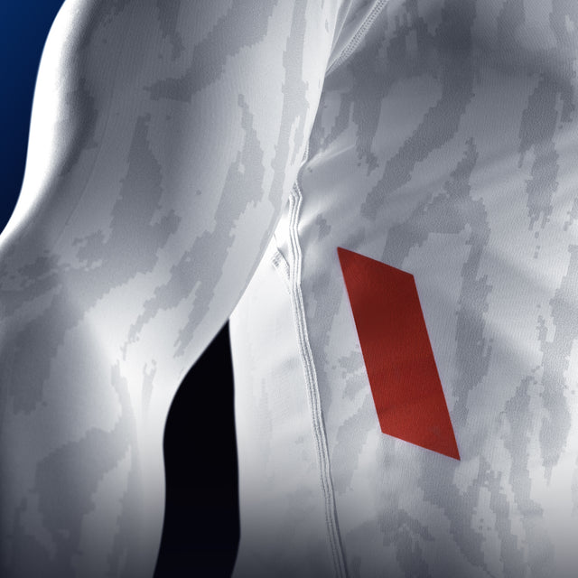 Hayabusa Apex Long-Sleeve Rash Guard - Off-White