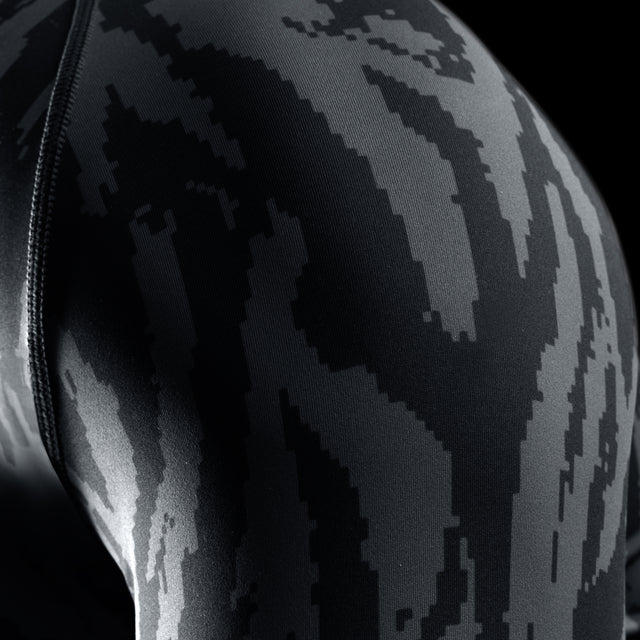 Hayabusa Apex Short-Sleeve Rash Guard - Carbon Black