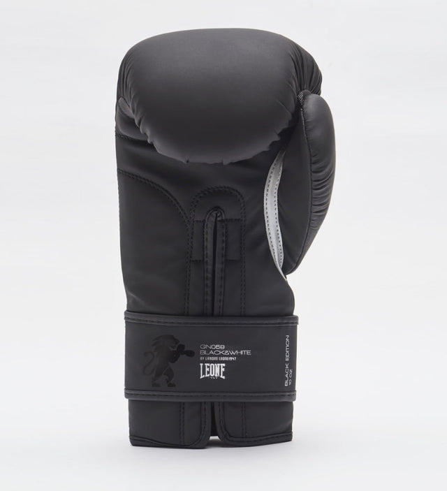 Leone Boxing gloves GN059 - Black/Black - Boxing gloves