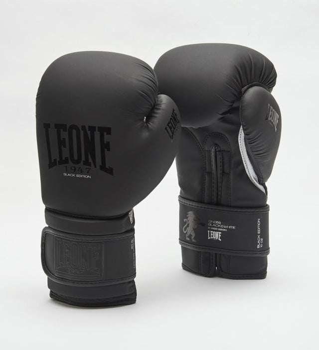 Leone Boxing gloves GN059 - Black/Black - Boxing gloves