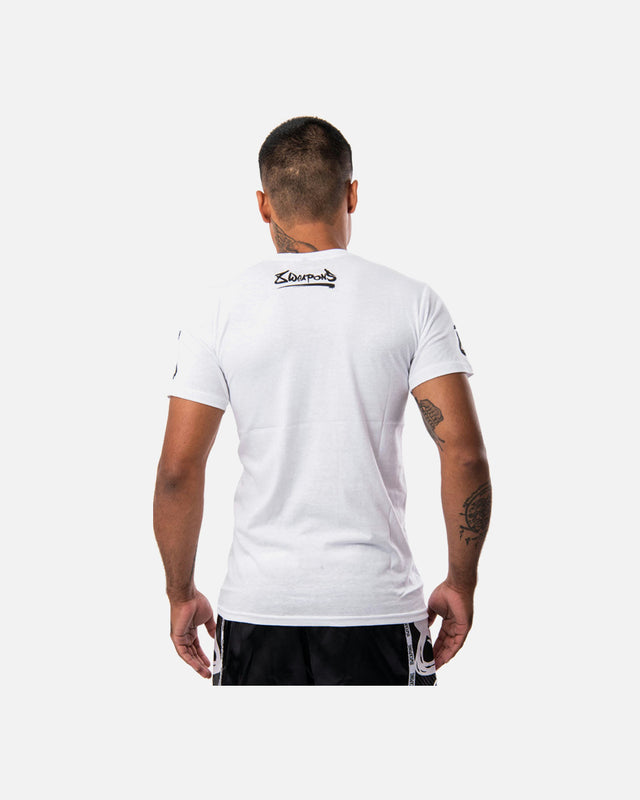8 WEAPONS T-Shirt Sak Yant Tigers – White