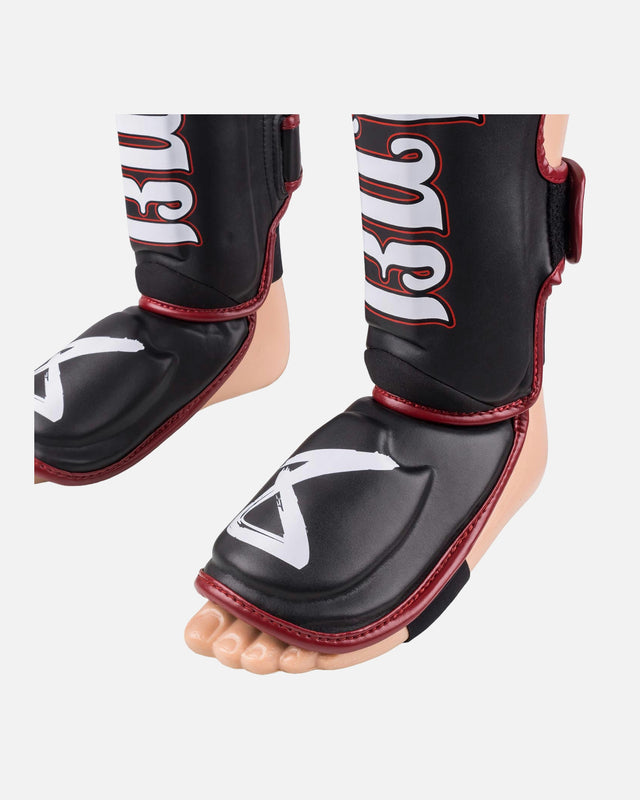 8 WEAPONS Shin guards Bangkok – Black/White
