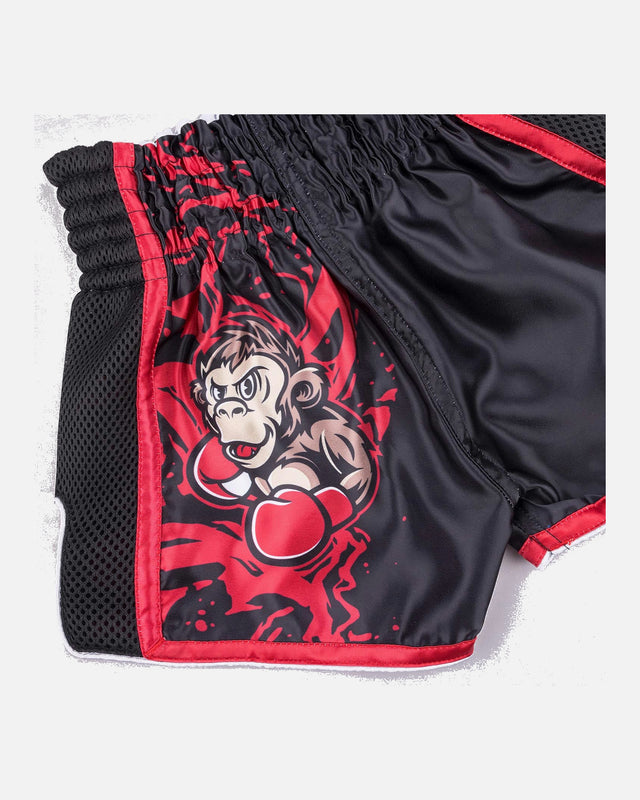 8 WEAPONS Muay Thai Shorts Joe – Black/Red