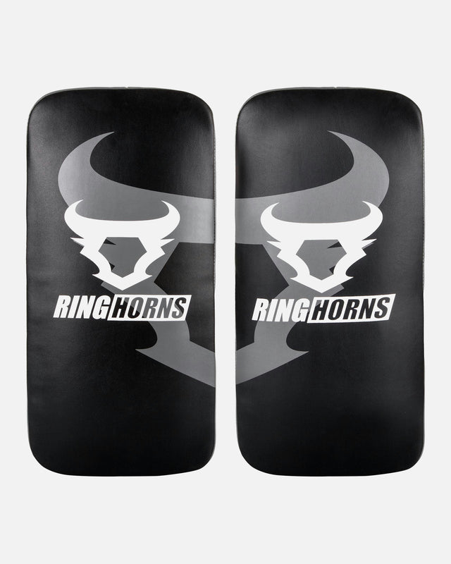 Ringhorns Charger by Venum Focus Mitts – Black
