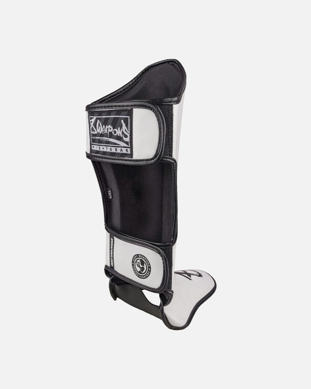 8 WEAPONS Shin guards Unlimited 2.0 – White/Black