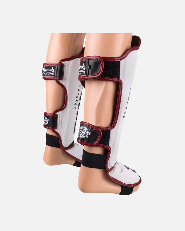 8 WEAPONS Shin guards Bangkok – White/Black