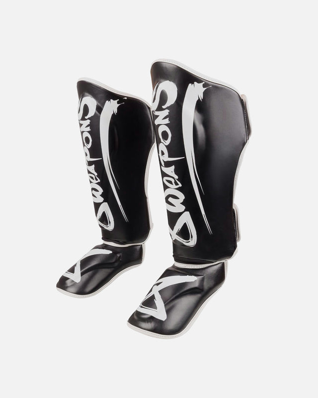 8 WEAPONS Shin guards Unlimited 2.0 – Black/White