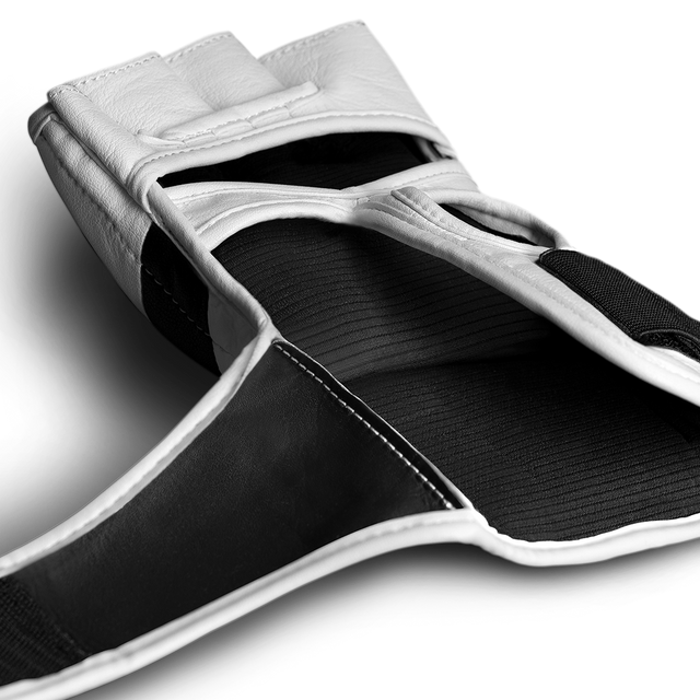 Hayabusa MMA Gloves T3 – White/Black
