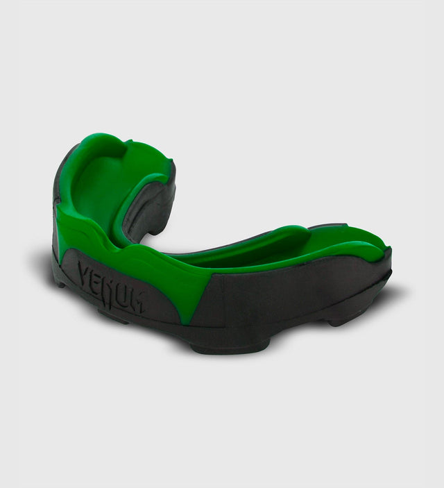 Venum Predator Mouthguard – Black/Green