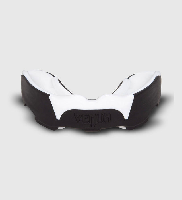 Venum Predator Mouthguard – Black/White