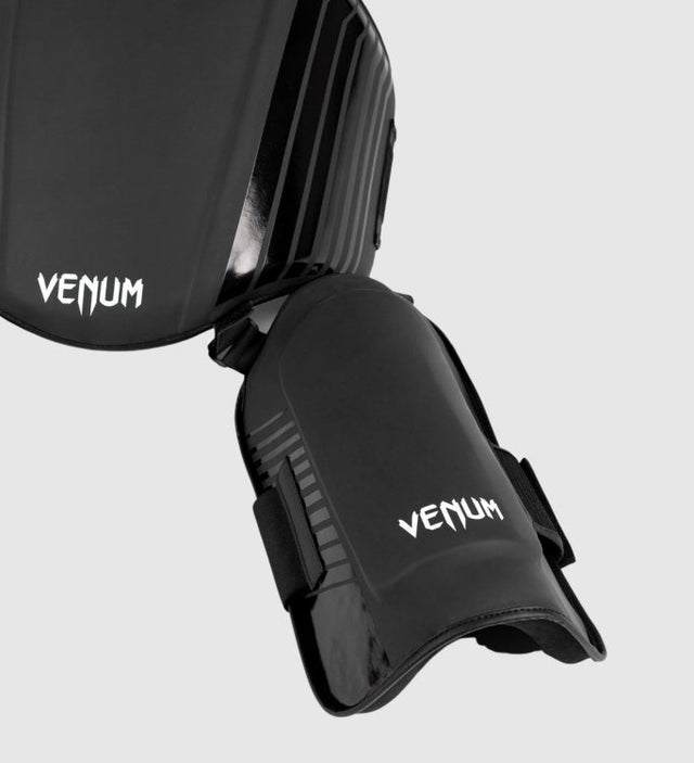 Venum Belly Pad & Leg Guard - Black/White - Belly pad