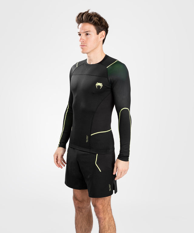 Venum Rashguard Fusion 2.0 Long Sleeves – Black/Yellow – Rashguard