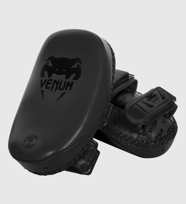 Venum Thai Pads Light – Black – Kick & punch pads