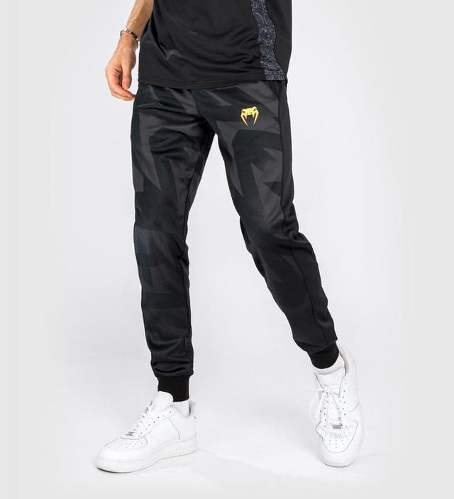 Venum Razor Training pants – Black/Gold – Shorts