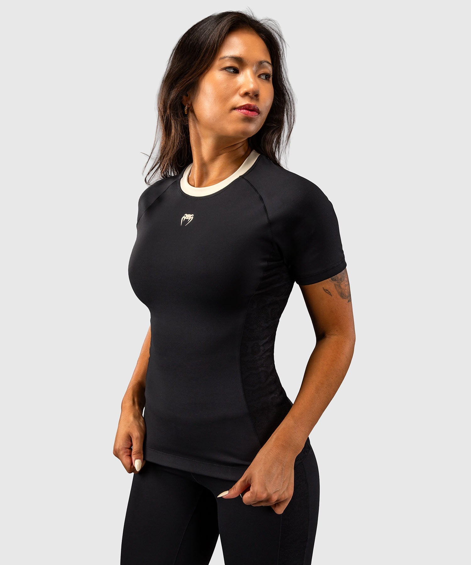 Venum Viper Rashguard korta ärmar för damer - Svart