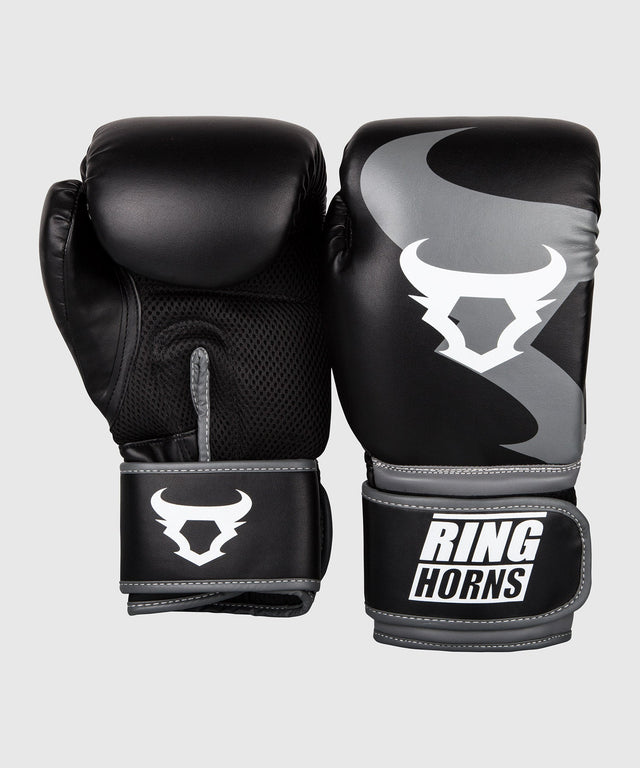 Ringhorns Charger Boxing gloves Black