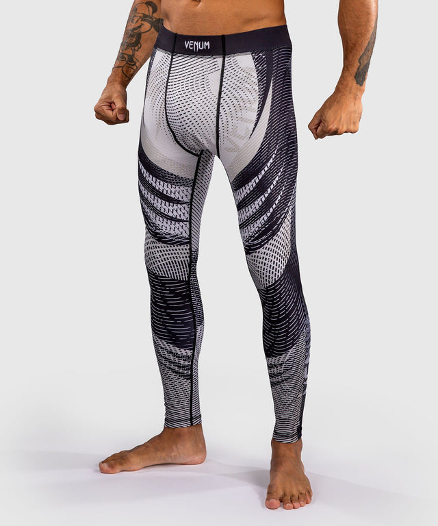 Venum Compression Shorts Galactic 3.0 – Off-white/Black