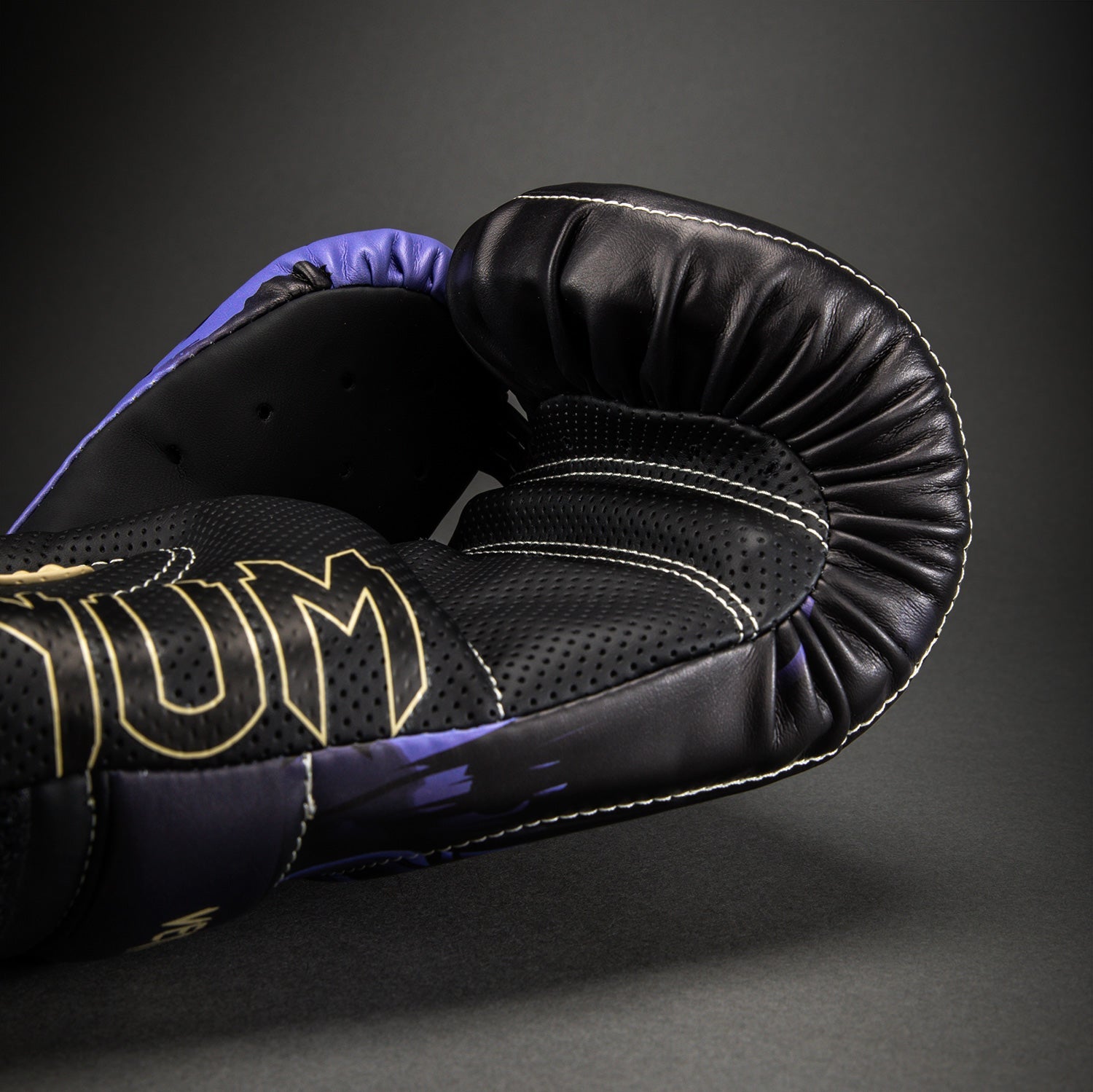 Venum Boxing gloves x Jujutsu Kaisen Impact Evo – Purple