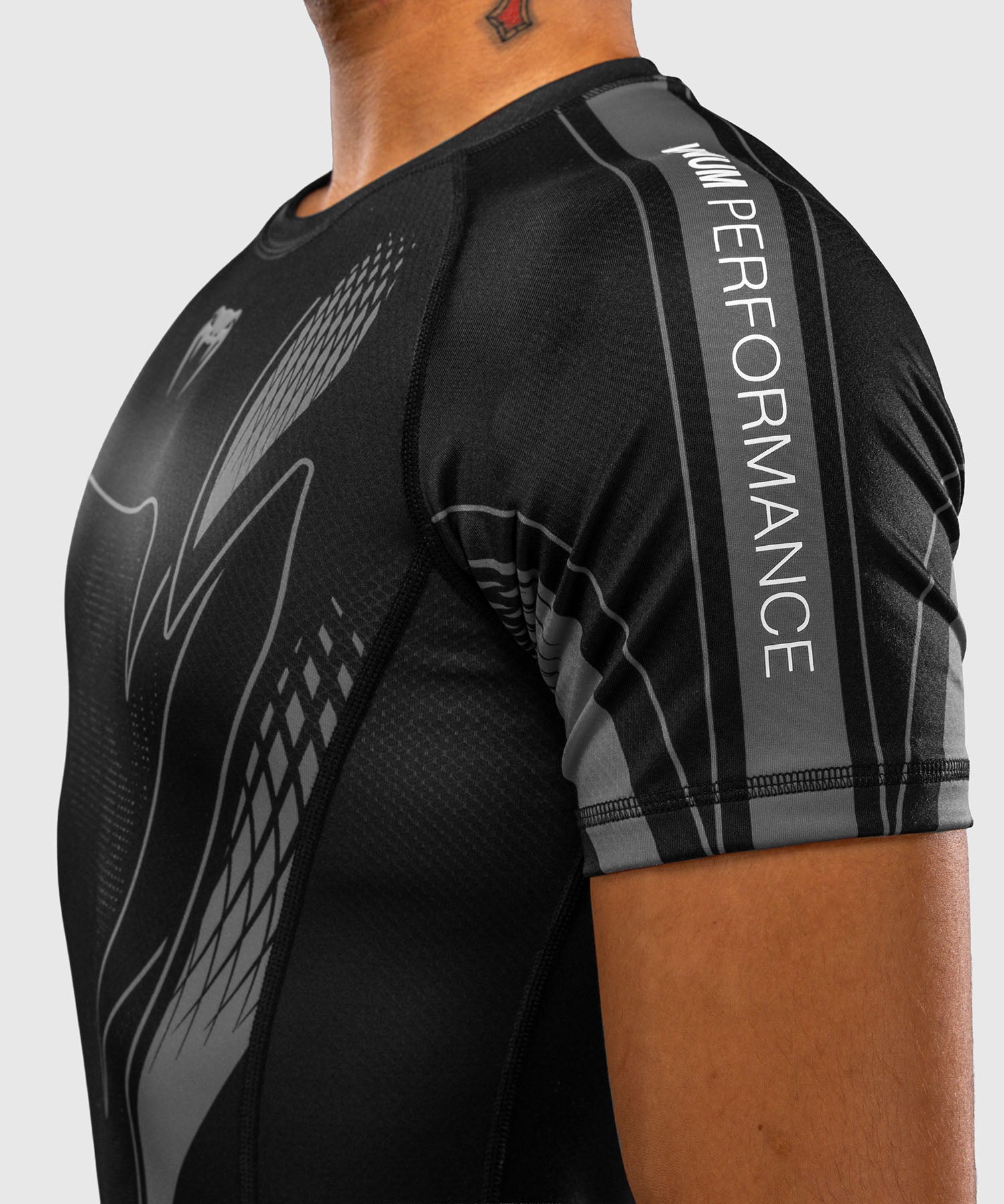 Venum Rashguard Amazonia Reborn Korte Mouwen - Zwart/Grijs