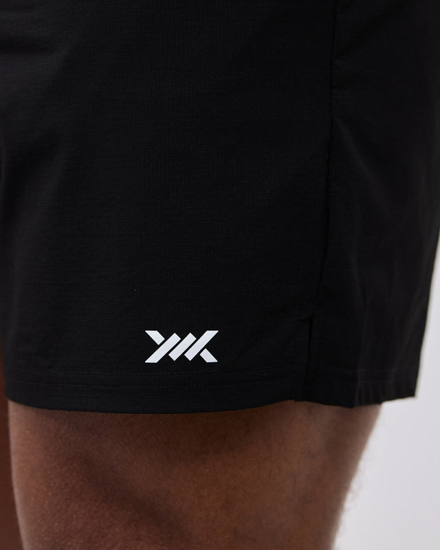 Caged Essential training shorts - Black