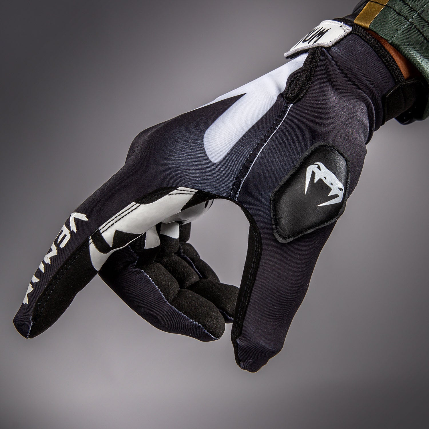 Venum MX Summer Motorhandschoenen - Zwart