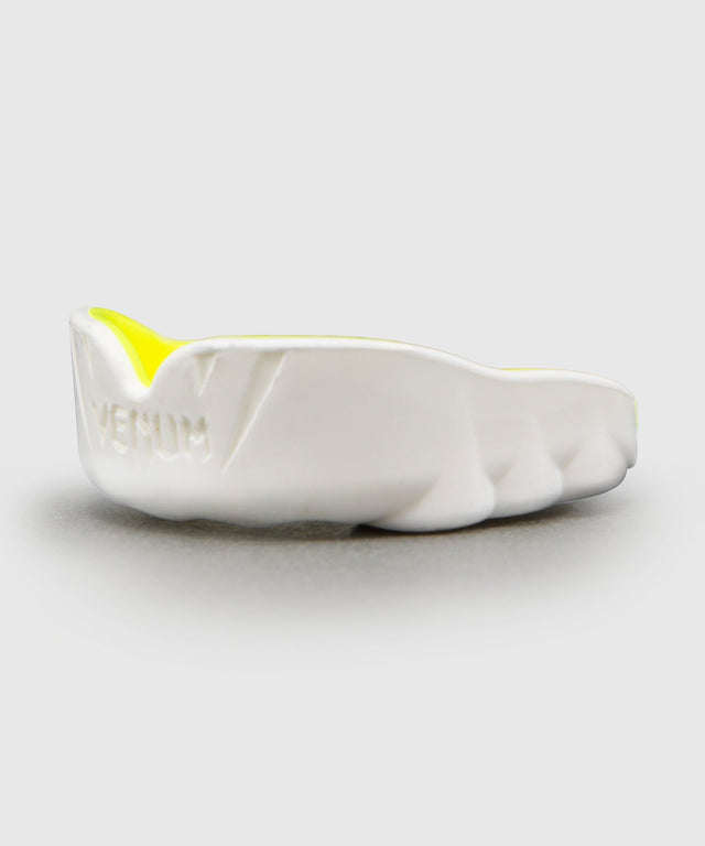 Venum Challenger Mouthguard – White/Yellow
