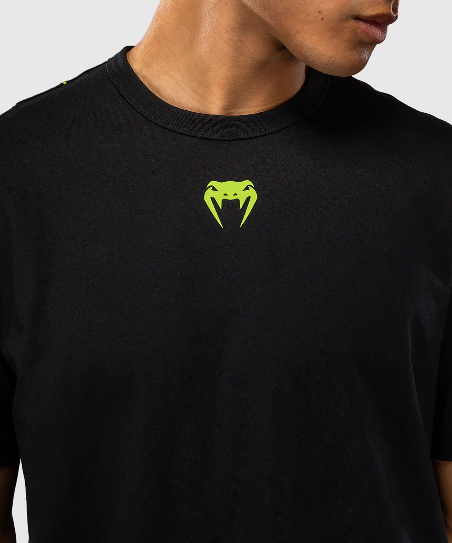 Venum T-Shirt Amazonia Reborn - Zwart/Groen