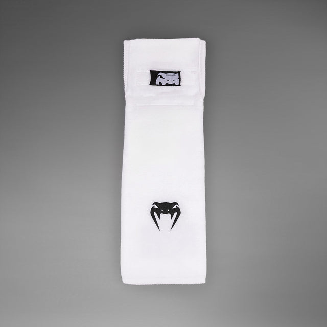 Venum Lineup Towel – White/Black