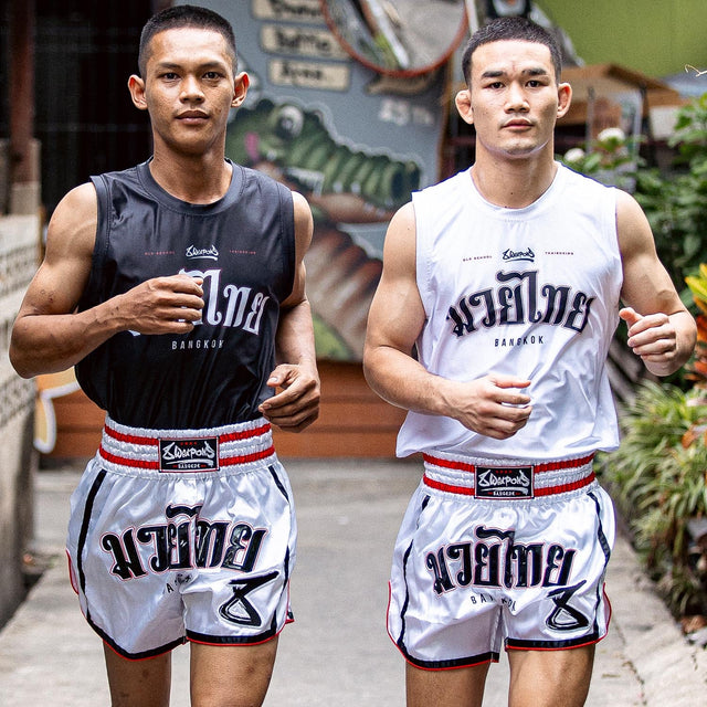 8 WEAPONS Muay Thai Shorts Bangkok – White/Black