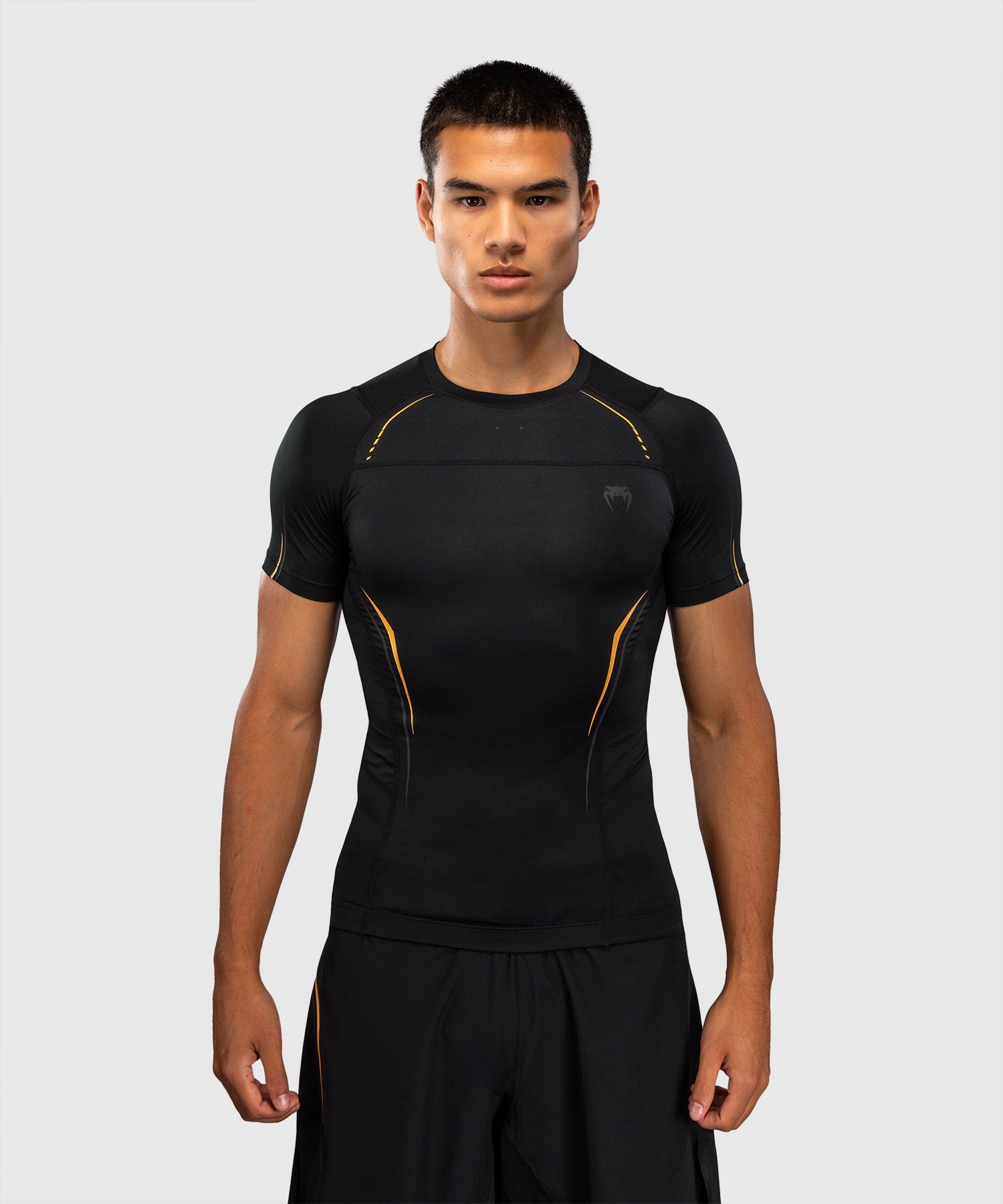 Venum Rashguard G-Core Korte Mouwen - Zwart/Goud