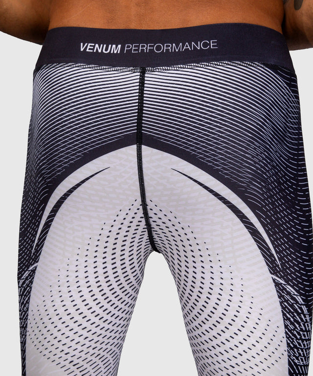 Venum Compression Shorts Galactic 3.0 – Off-white/Black