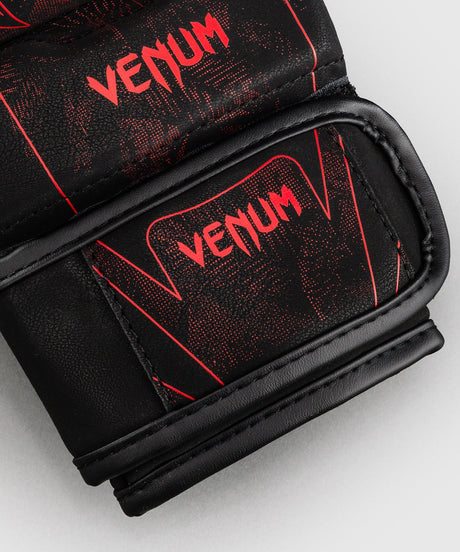 Venum Amazonia Reborn MMA-Handschuhe – Schwarz/Rot