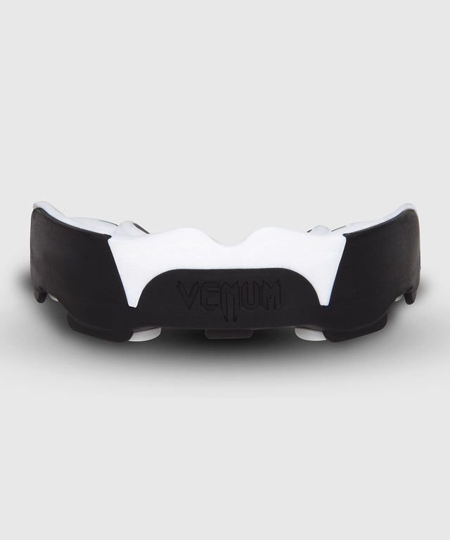 Venum Tandskydd Predator – Svart/Vit
