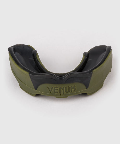Ochraniacze na zęby Venum Predator – Khaki/Czarne