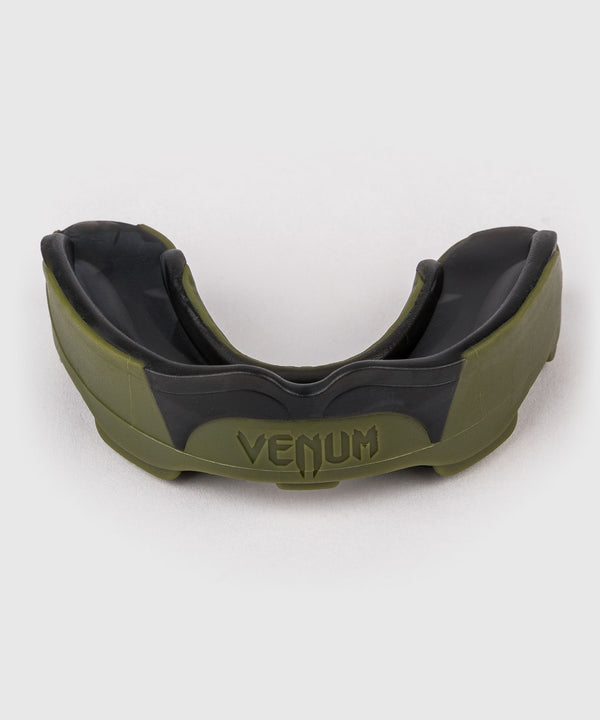 Protector bucal Venum Predator – Caqui/Negro